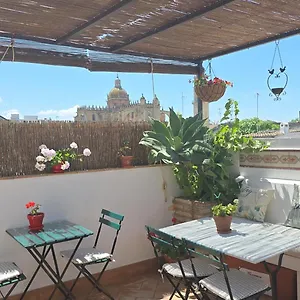 Alojamento de Acomodação e Pequeno-almoço La Gitanilla & Encanto Jerez, Jerez de la Frontera