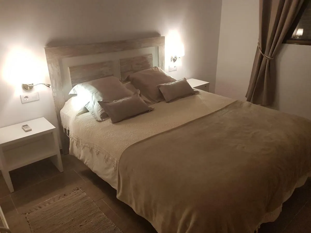El Manantial B&B El Higueron Bed and breakfast